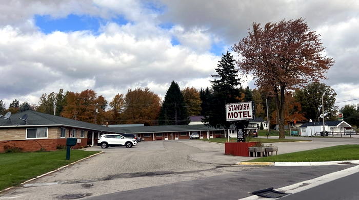 Standish Motel - October 2022 Photo (newer photo)